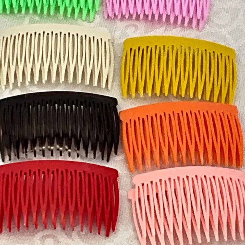 Set Of 30 Colorful Plastic Hair Combs For Women‎ & Girls